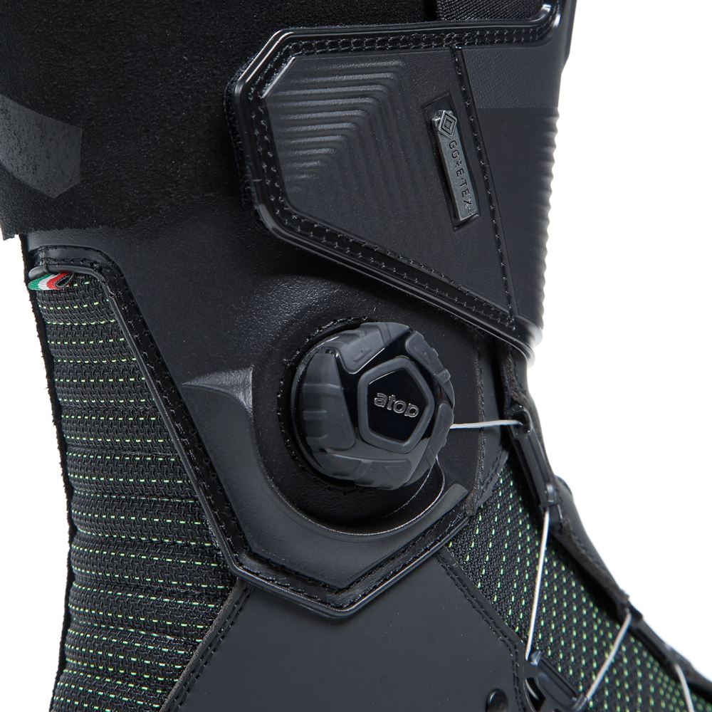 CS6H7U_DAINESE22AGV.0000595_SN006809_CLOSEUP10-1920x0_HEHZ7P_11.jpg