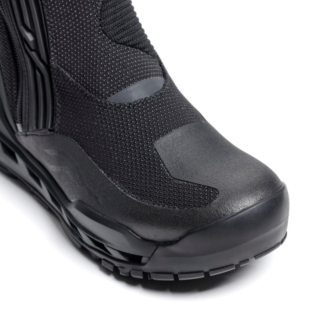 clima-2-surround-gore-tex-black-dark-grey-2.jpg clima-2-surround-gore-tex-black-dark-grey-2.jpg